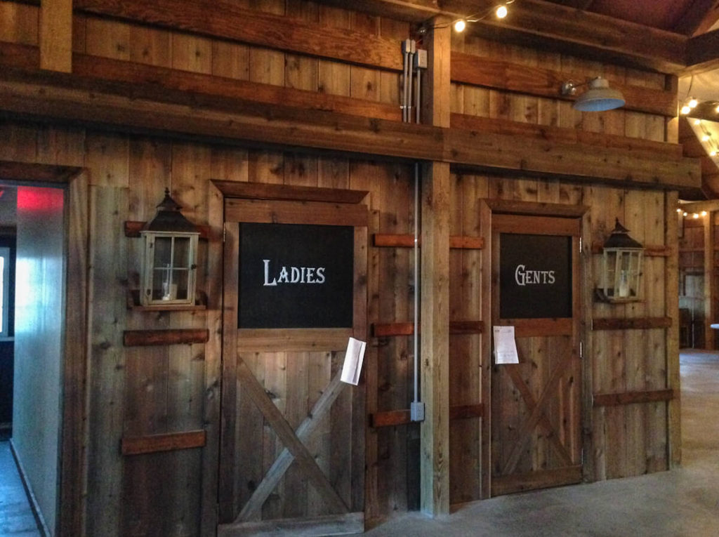 View of the new traditional barn in Indiana